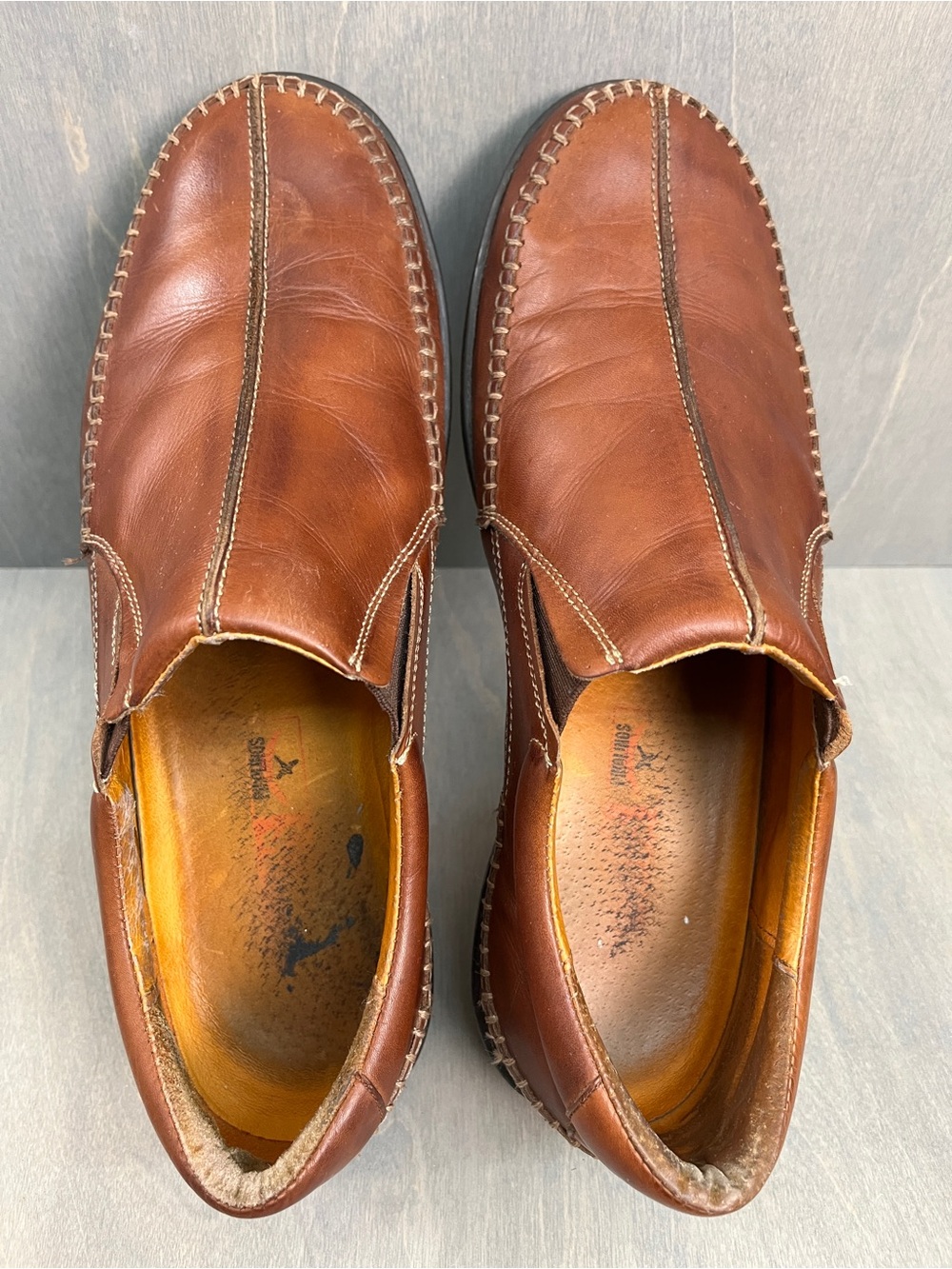 PIKOLINOS Men's Chestnut Brown (Tan) Leather Slip-On Loafers